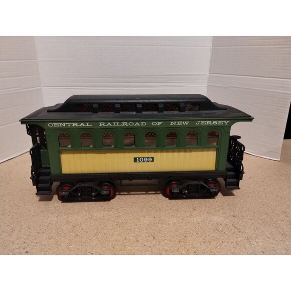1981 Jim Beam Central Railroad Of New Jersey Decorative Train Car Decanter - Picture 3 of 8